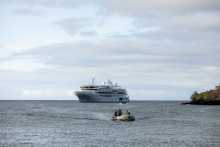 Silver Origin Zodiac Operation (© Silversea Cruises Ltd.)